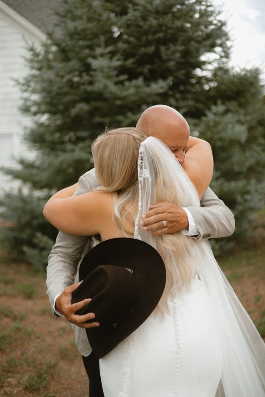 Cadence & Trenton, first look with dad